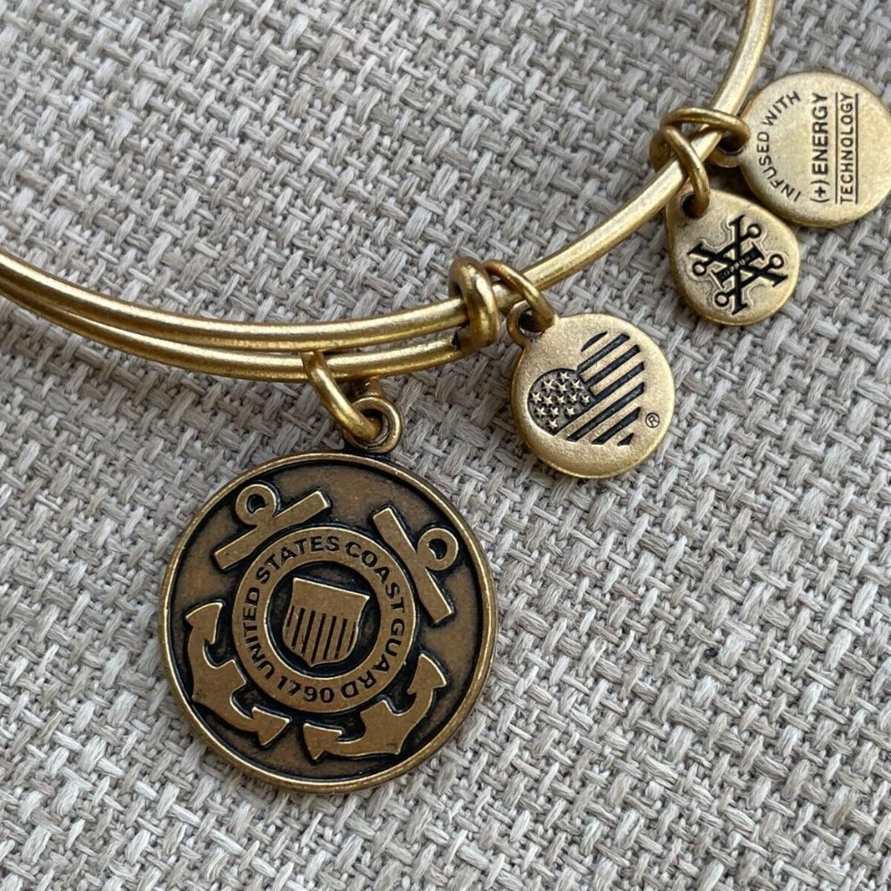 Alex And Ani Bracelet United State COAST GUARD Wrist Band Gold Tone Adjustable - Picture 2 of 8